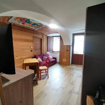 بيت ريفي Monolocale Oasi Di Pace فيرنانتِّه
